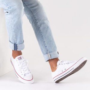 Converse Chuck Taylor All Star Women's Size 8 White Sneaker